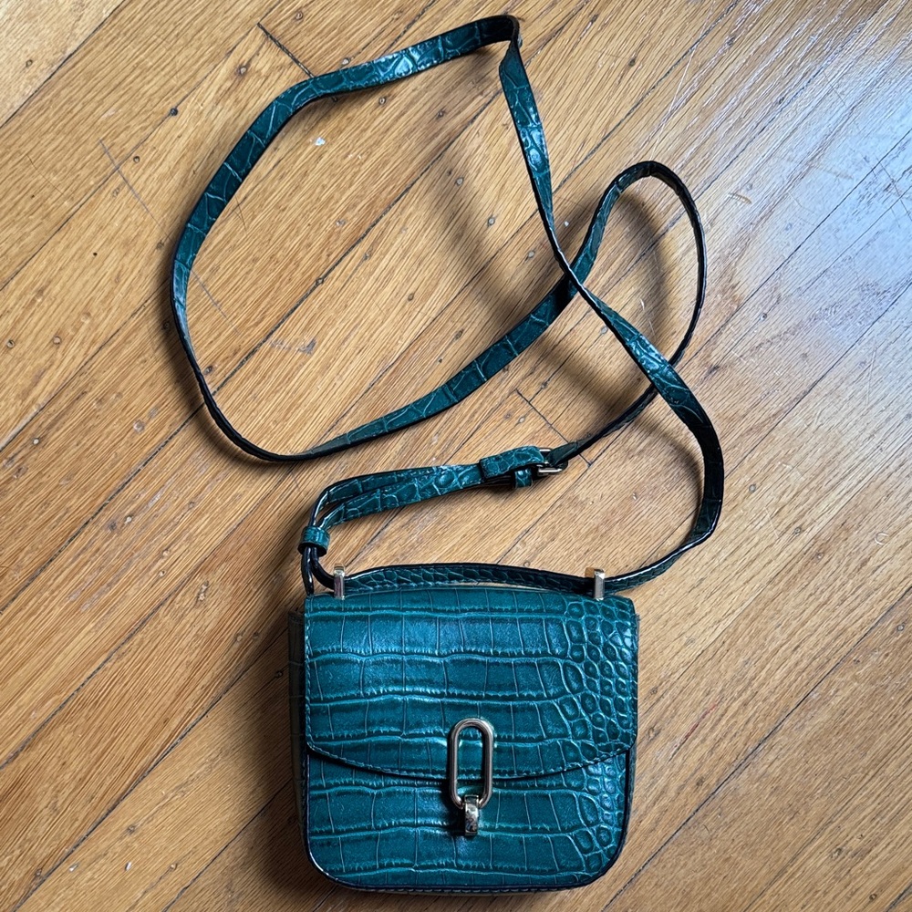 Green Croc-Embossed Crossbody Bag